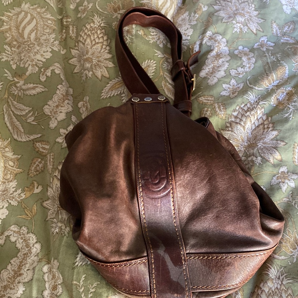 Marino Orlandi bucket bag leather.